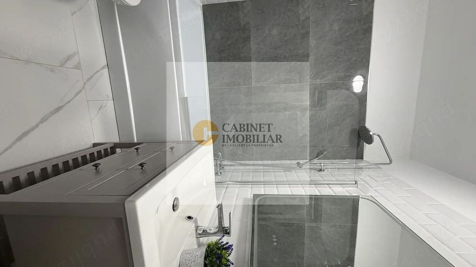 3 Camere - 67MP | Creditabil | 4/9 | Metrou Lujer - 5 minute - Poză 2