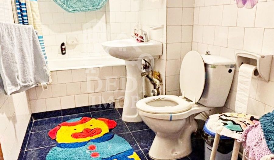 Apartament cu 3 camere de inchiriat zona Nufarul, Oradea - Poză 13