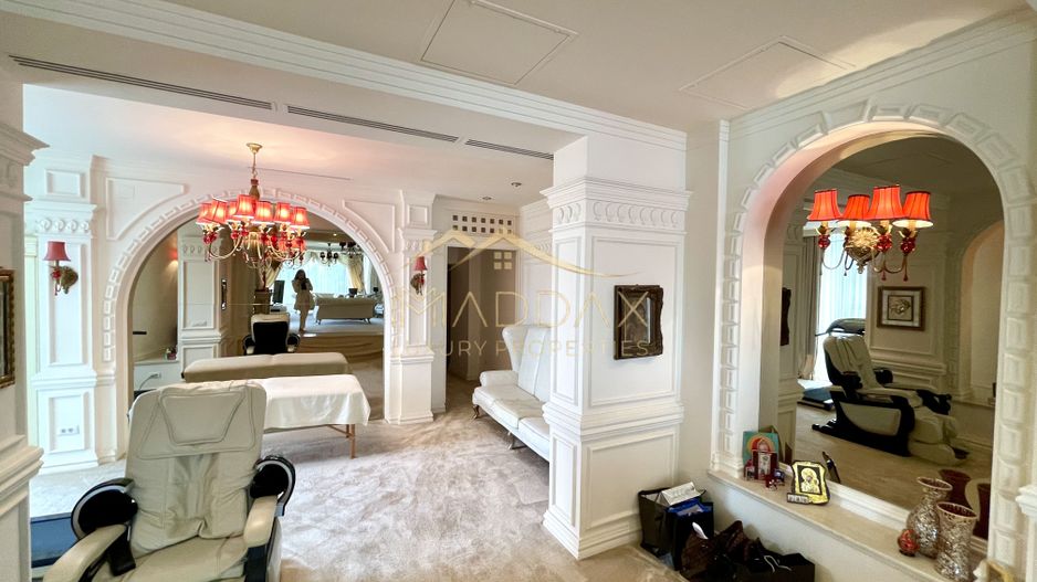 Impressive Villa *1500 SQM usable* 2613 SQM land / Open to the lake - Poză 33