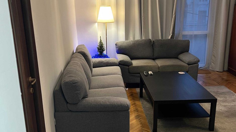 De vanzare Apartament 3 camere, Cartier Armenesc, Gradina Icoanei - Poză 1