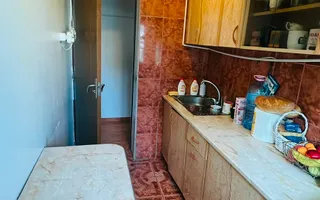 Apartament 2 camere| Etaj 4/4| Necesită renovare| Anvelopat| Parcare - Poză 15