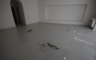 Spațiu comercial de 92mp în zona Ultracentral - Poză 16