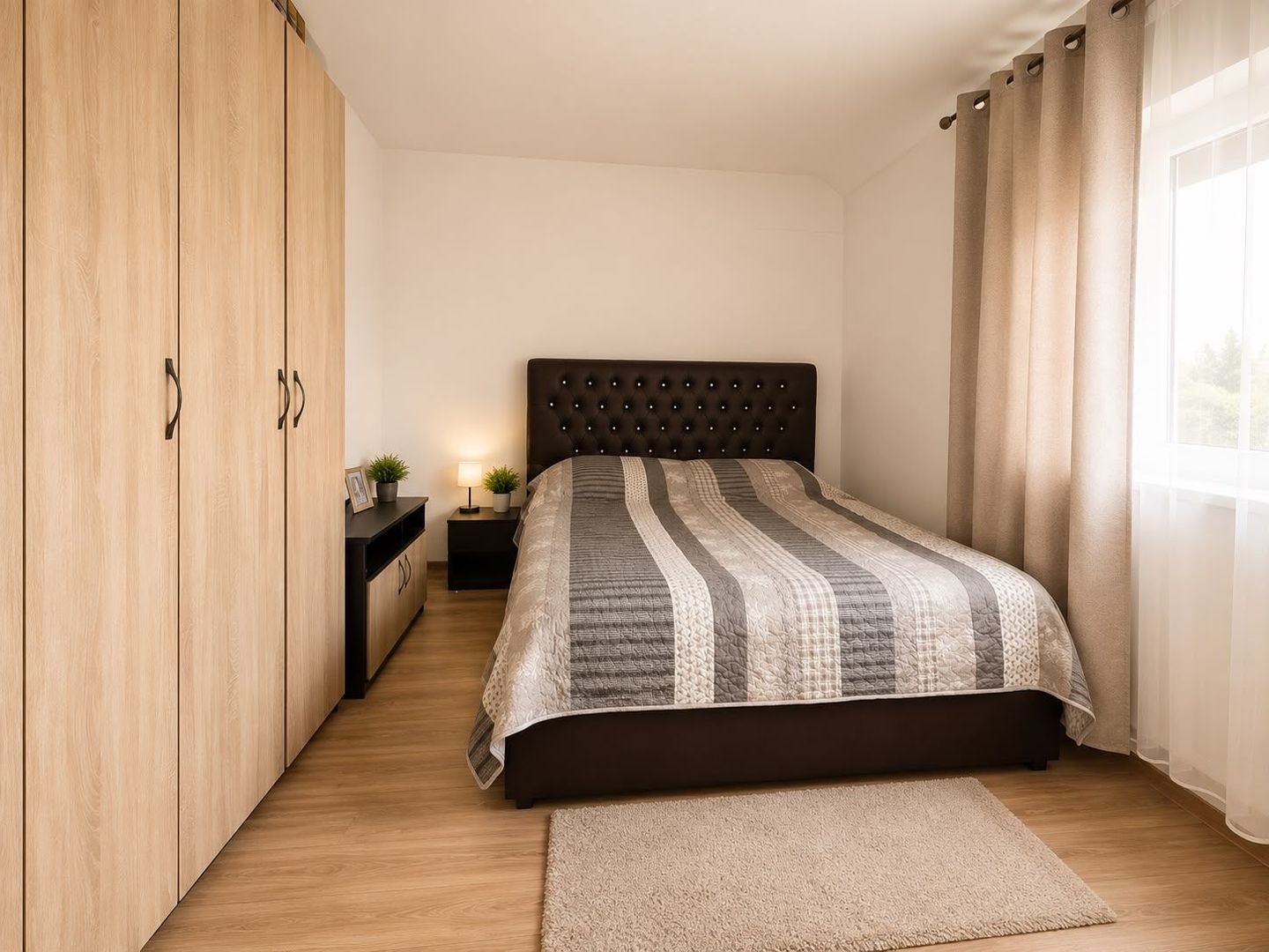 COMISION 0% | Duplex Mobilat Cu 4 Camere | Giroc | 90 mp | Teren 200mp - Poză 5