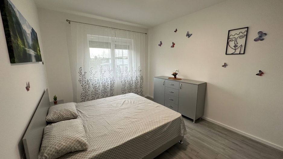 Apartament 3 camere  la prima inchiriere - Poză 12