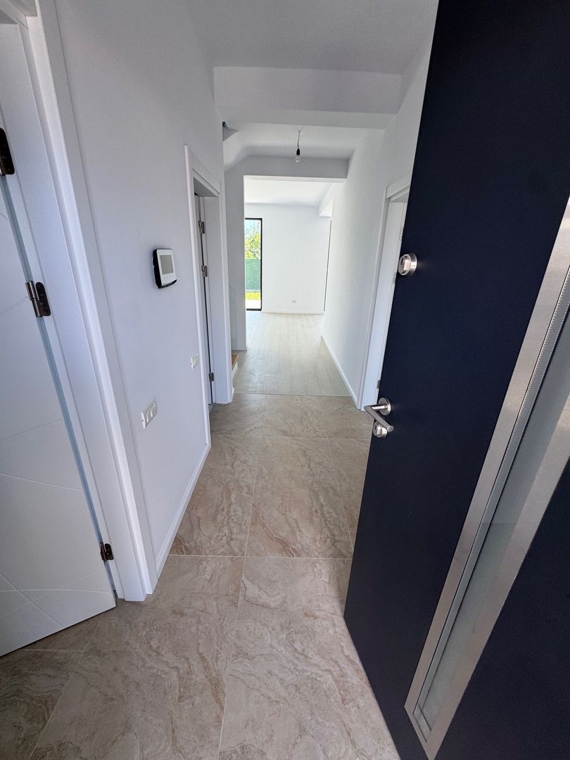 Vila Individuala Otopeni, CURTE 400m2, 5 CAMERE, penny Odaile - Poză 25