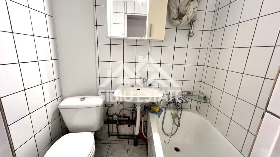 Garsoniera Sibiu, etaj 3, zona Compa - Poză 4
