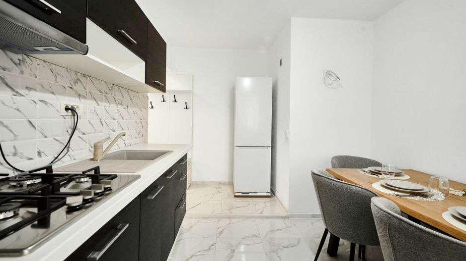 Apartament Gavana, 4 camere, etaj 1, renovat recent , zona Piata-0% comision - Poză 6