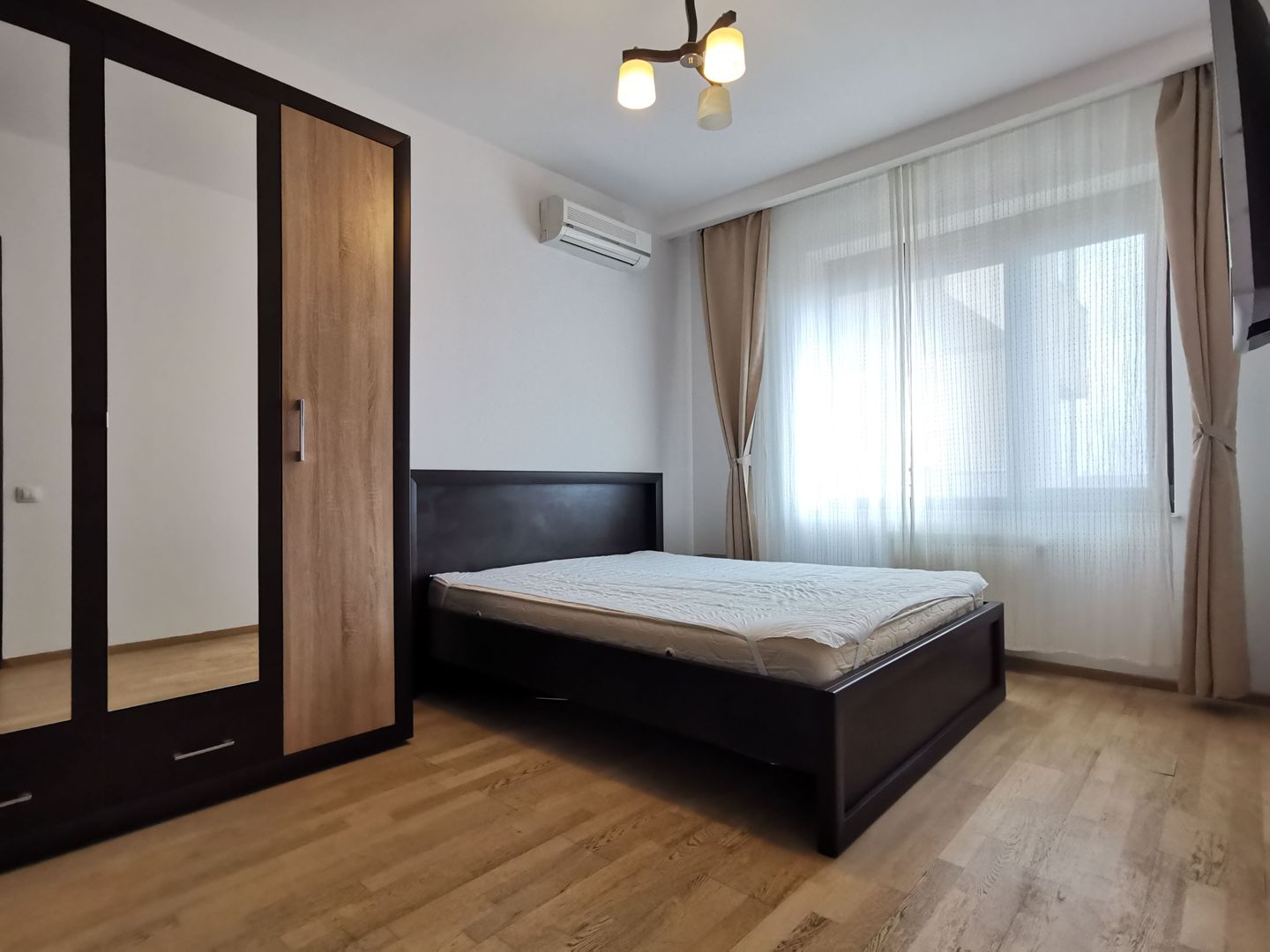 2 camere cu parcare subterana | Aleea Privighetorilor - Poză 1