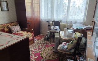 3 camere - 70.4mp - etaj 1 - invesitie - zona linisita - Astra - Poză 3