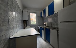 1 camera,  centrala proprie; Complex Studentesc - Rest. Dinar. - Poză 19