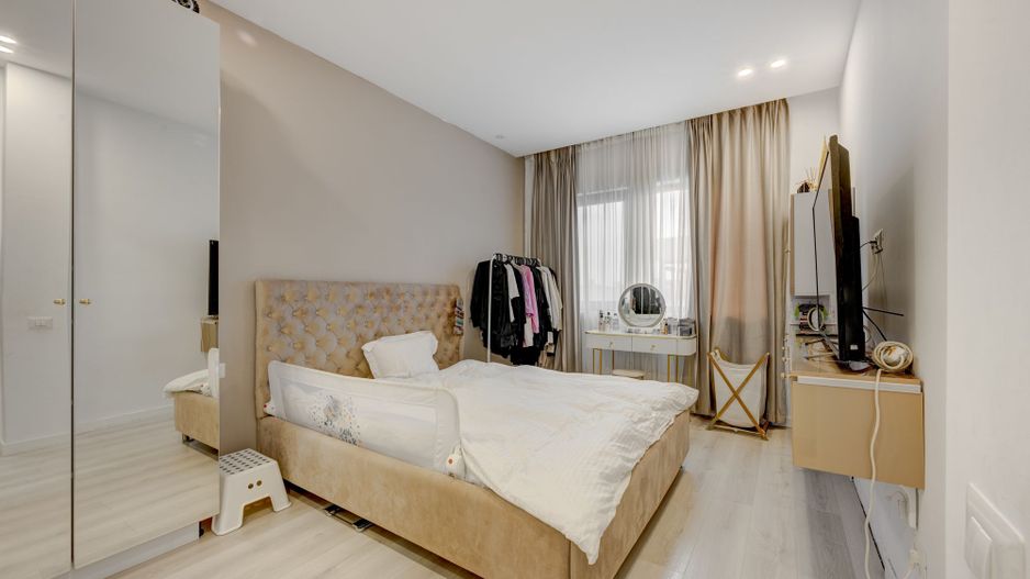 Vila parter mobilata si utilata Tunari - Poză 12