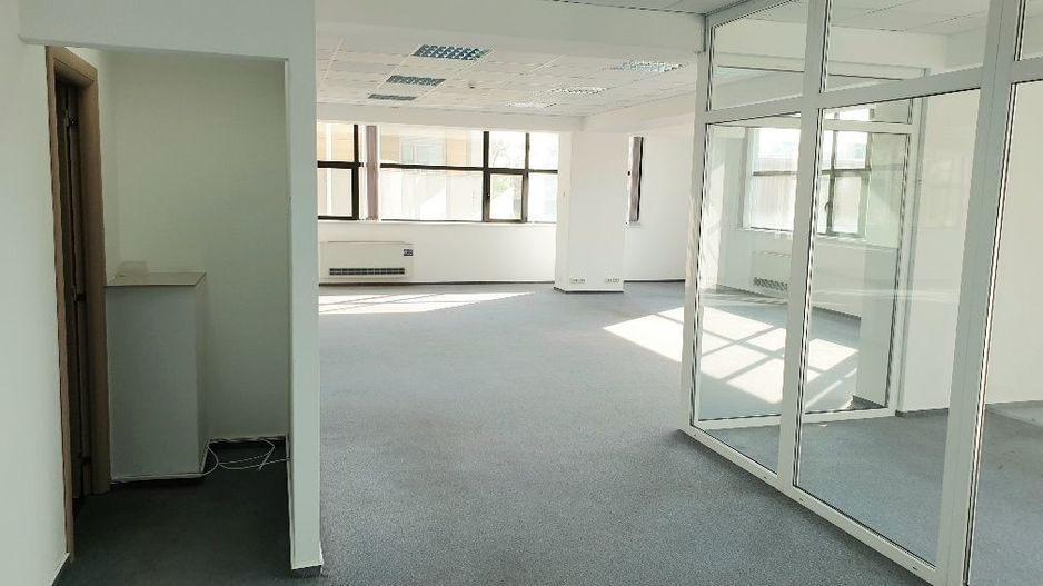 Spatii Birouri Cladire Noua - Poză 6