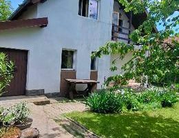 Casă de vânzare în Valea Lupului – 125 mp, 5 camere, grădină și teren - Poză 1