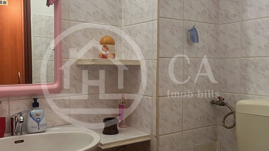 Apartament cu 3 camere de vanzare Velenta Oradea - Poză 8