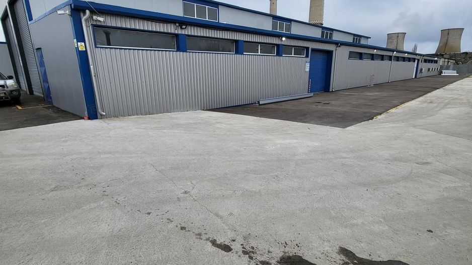 Spațiu industrial 1.718 mp Brazi – Ploiești, cu acces la calea ferată - Poză 1