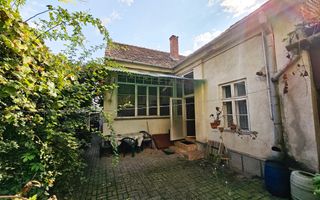 Casa cu 3 camere, 248 mp teren, pretabila pt birouri, zona Prefectura - Poză 1