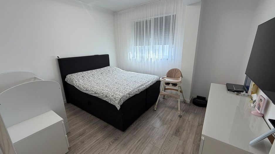 AP. 2 CAMERE- PARCARE INCLUSA, MOBILAT/UTILAT, CENTRALA, COMIS 0% - Poză 4