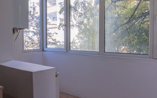 Apartament cu 4 camere - Poză 6