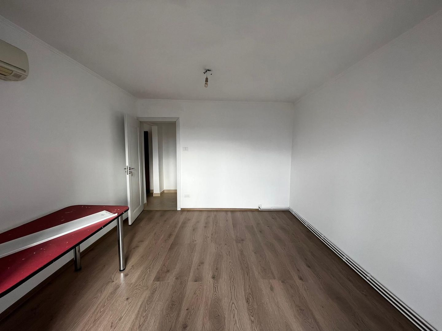 Apartament 3 camere , zona Soarelui. - Poză 8