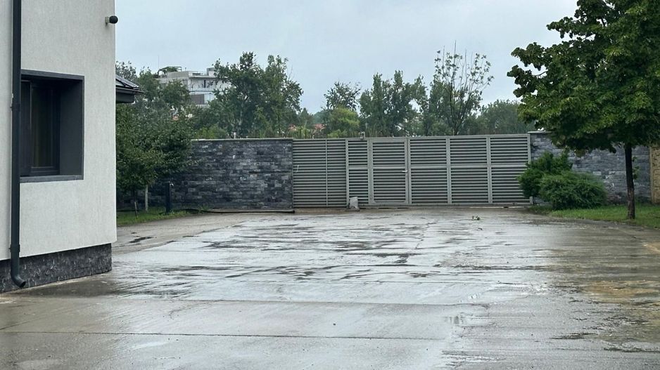Casă complet renovată cu 4 camere și garaj generos Băneasa, Sector 1 - Poză 25