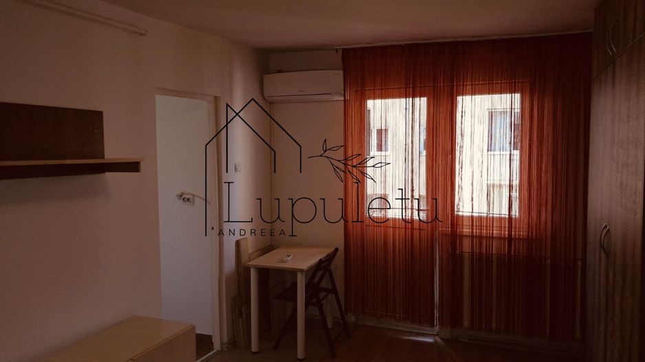 Garsoniera de Inchiriat | Zona OMV Vasile Milea | Balcon | Renovată - Poză 4