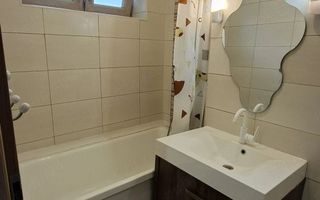 Apartament cu 2 camere/ 53mp / Etajul 1 / Podu Ros - Poză 7