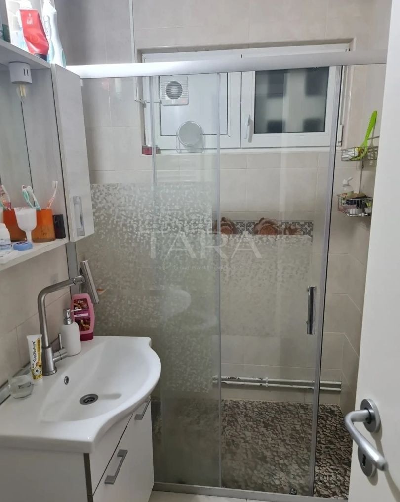 Apartament 4 camere mobilat și utilat. Gheorgheni, Hotel Royal. - Poză 7