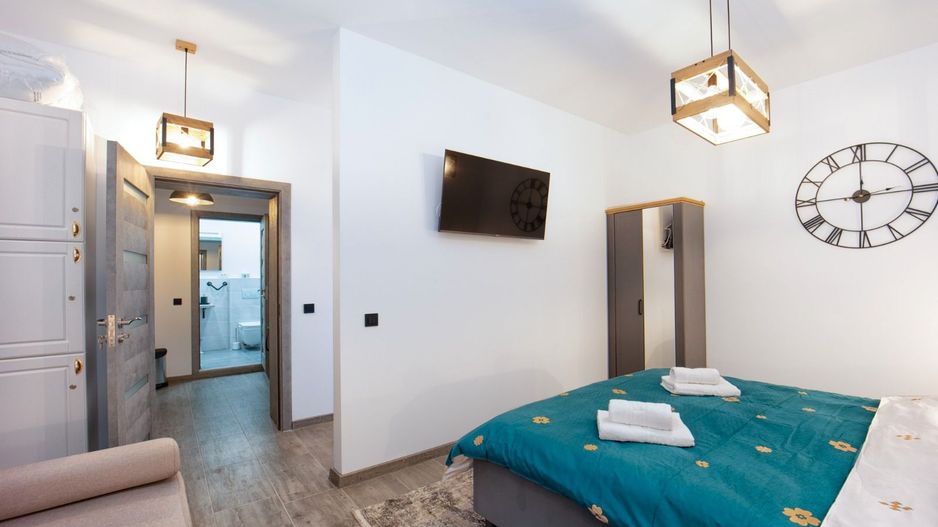 Apartament Centrul Istoric | Booking 9.8 | Business activ - Poză 9