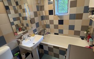 Apartament 3 camere Gorjului 3/4, decomandat, 71mp, 1982, - Poză 4