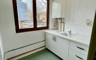 Inchiriez Spatiu Comercial Cug 146 MP - Poză 7