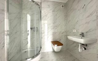 Apartament 3 camere, nemobilat | Parcare  + boxă - Poză 10