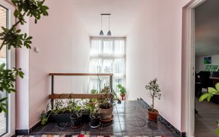 Casă spațioasă în mijlocul orasului, Str. Constantin Brâncuși - Poză 2