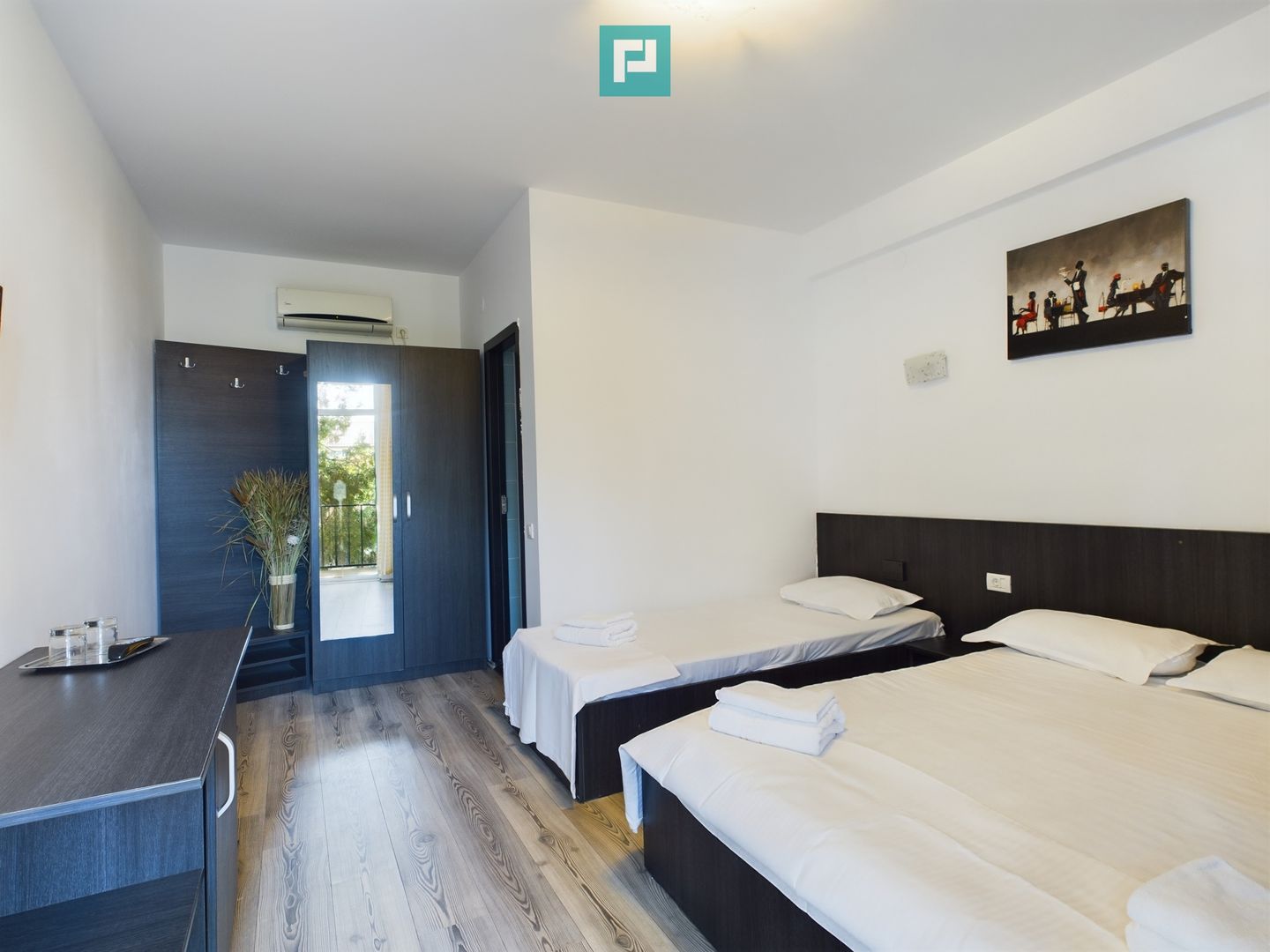 Afacere la Cheie - Hotel 3 Stele în Mamaia Nord - Poză 12