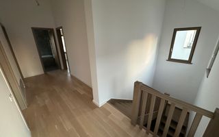 Casa cu 4 camere - Dumbravita - Poză 14