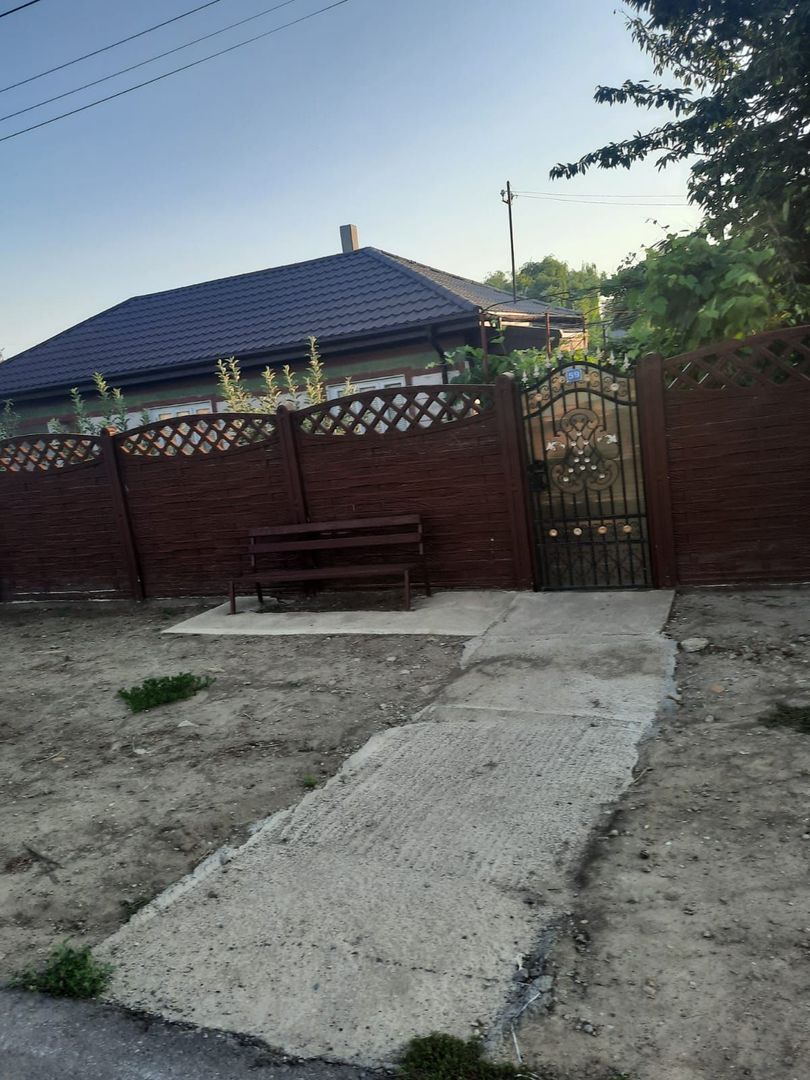 Casa Parter+Pod 90 mp+anexa 60 mp + atelier + teren intravilan 1600 mp - Poză 37