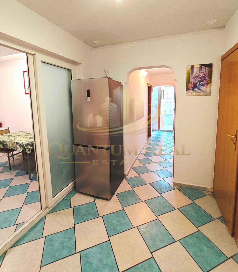 Inchiriere Apartament 3 camere- 5 min Metrou Apărătorii Patriei - Poză 2