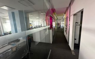 Clădire de închiriat pentru birouri  / clinica - Poză 26