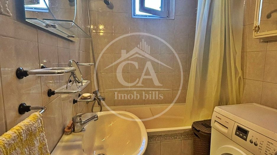 Apartament de vanzare cu 3 camere in zona Dacia Oradea - Poză 10