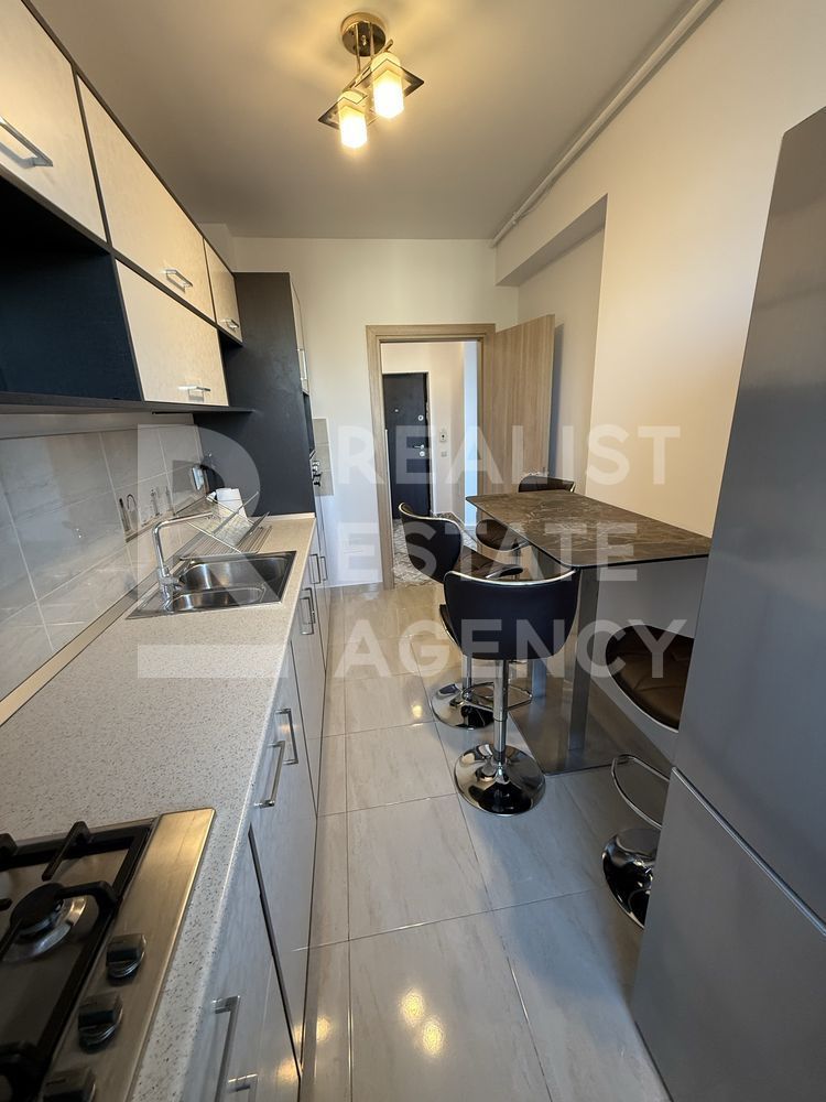 Vânzare, apartament 2 camere, zona Lujerului - Poză 4