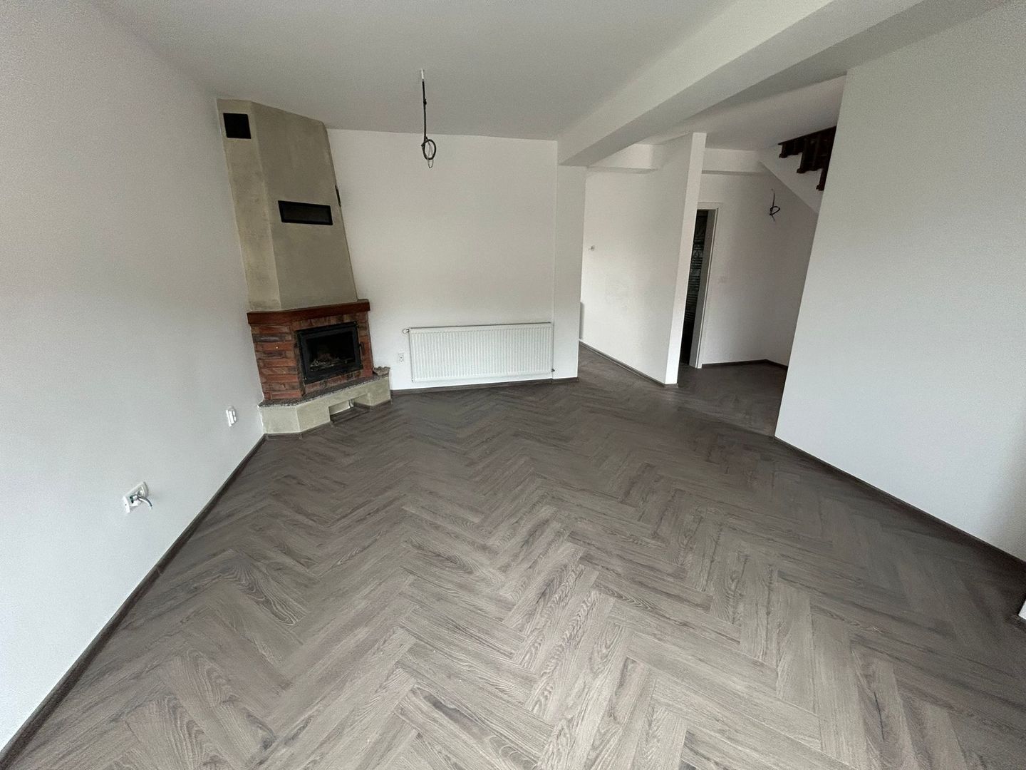 Casa tip duplex modern - Zona Gara - Poză 3