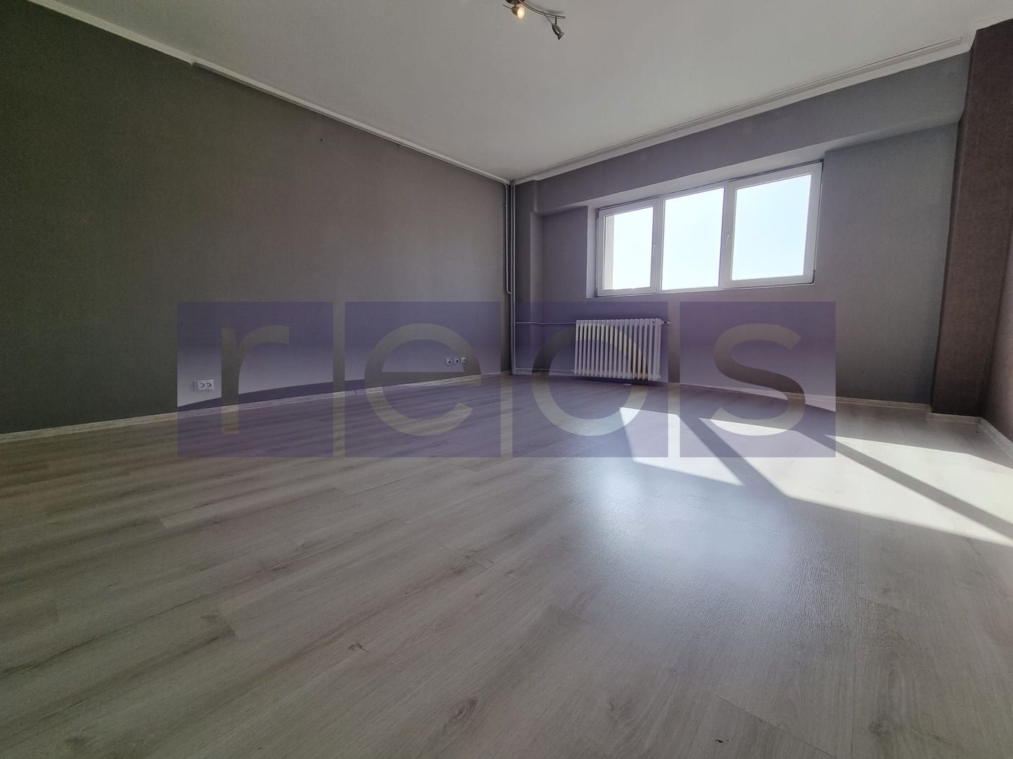 VANZARE 2 CAMERE | DECOMANDAT | ZONA UNIRII - Poză 3