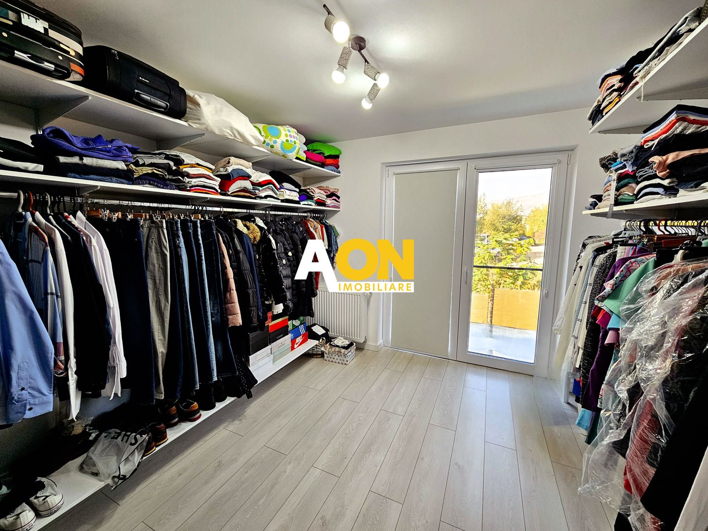 Casa tip insiruit, 4 camere, 3 bai, mobilata, utilata, 230 mp teren - Poză 13