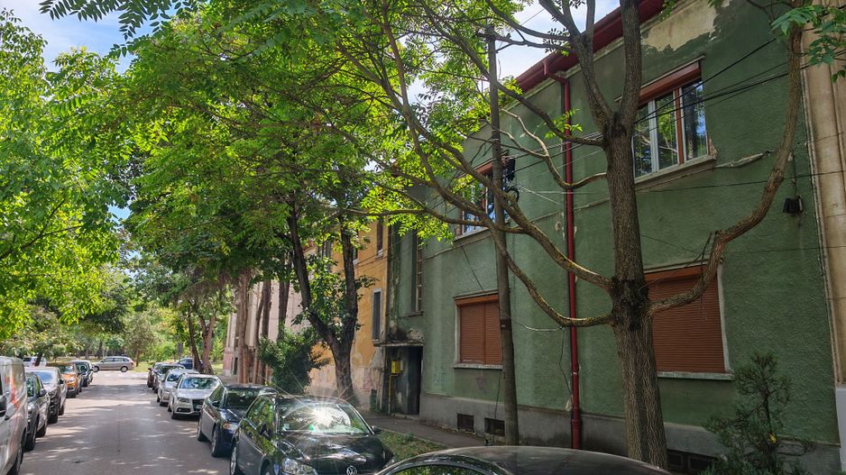 De închiriat – Casă 300 mp în Centru, ideală pt birouri, clinică sau grădinita - Poză 2