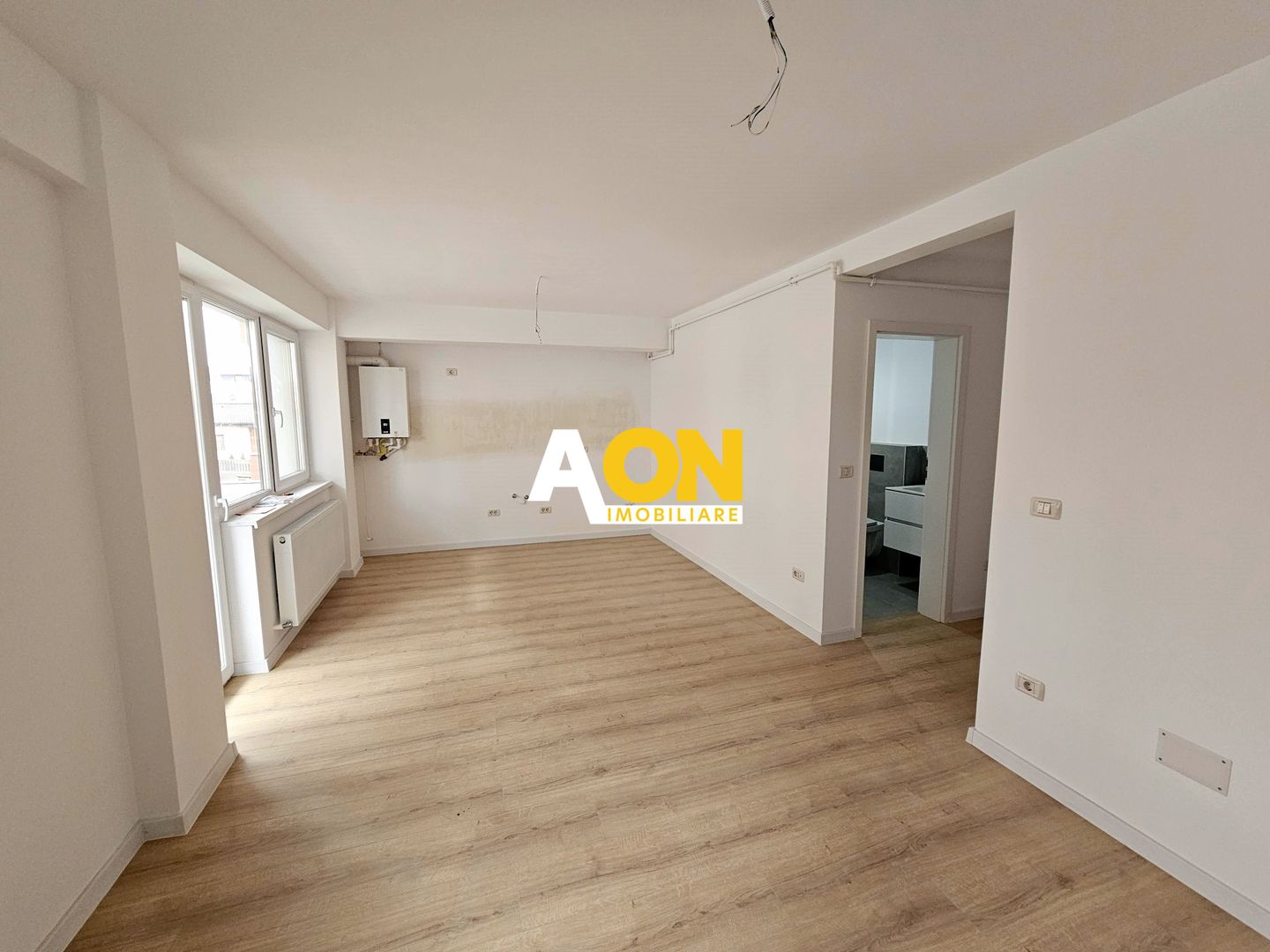 Garsoniera noua, 29.4 mp utili + balcon + boxa la subsol, bloc cu lift - Poză 1