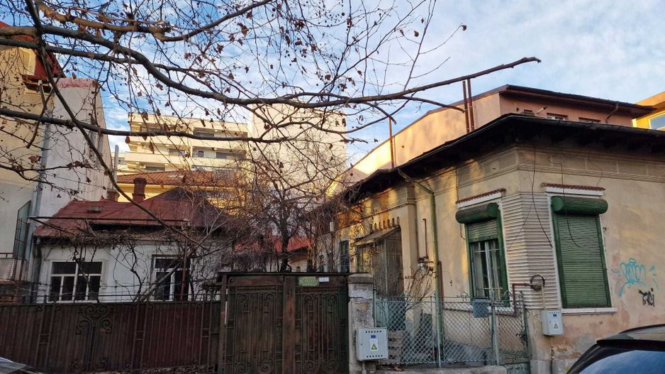 Tineretului, parc Carol, teren 413 mp, 2 case, comision 0 - Poză 1