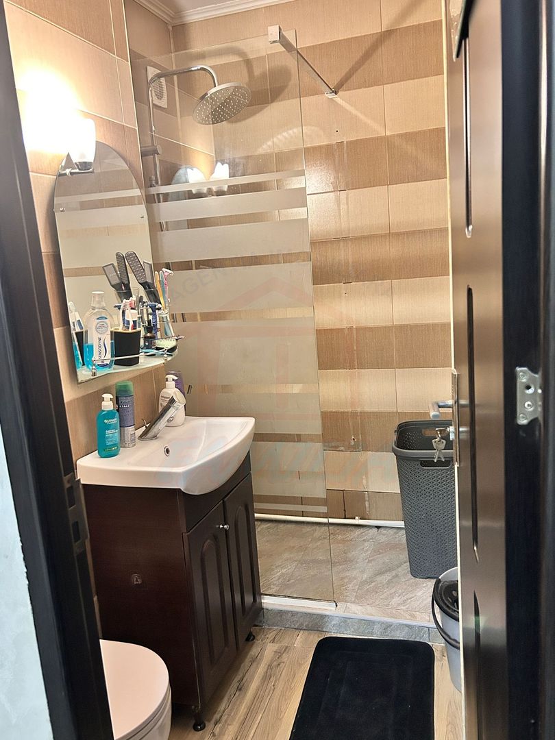 Apartament 2 camere decomandat, Parter, Micro 13, Galați - Poză 1