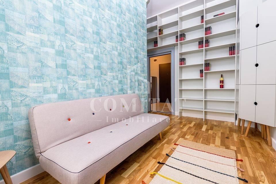 Apartament ultramodern în clădire istorica P-ța Unirii - Poză 6