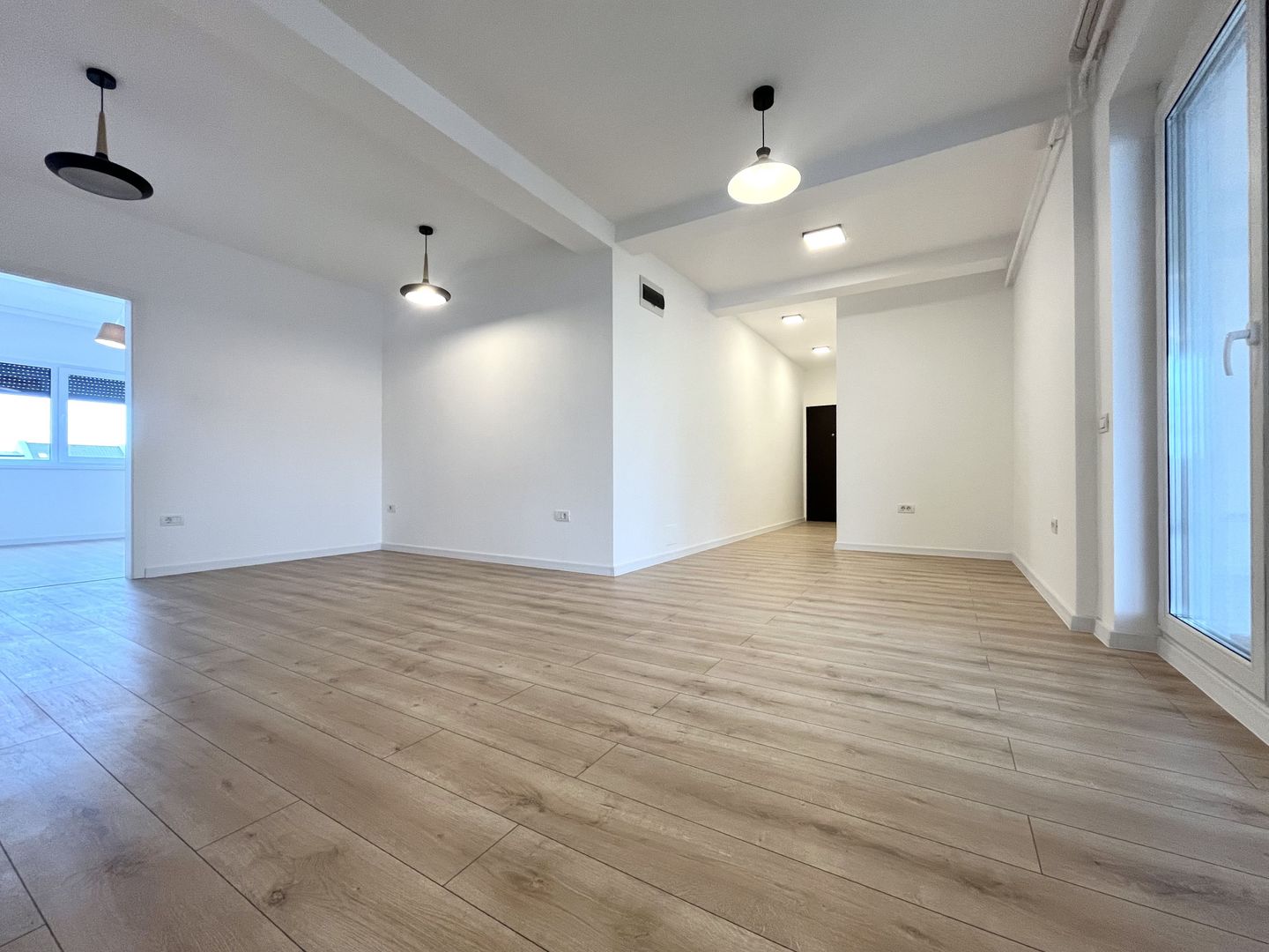 Penthouse cu 3 camere, terasă acoperita 43 mp, Dumbrăvița – Kaufland - Poză 2