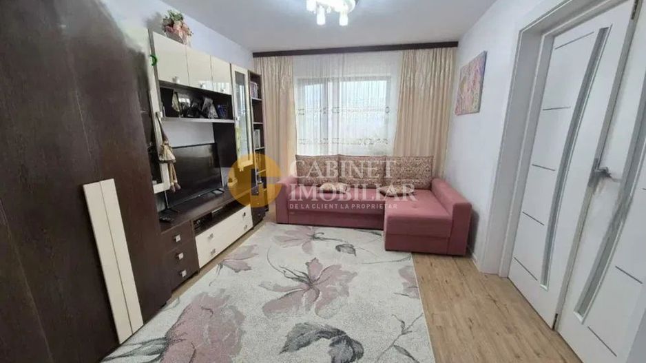 3 Camere Decomandat  Bloc Nou + Loc De Parcare -Cug - Poză 2