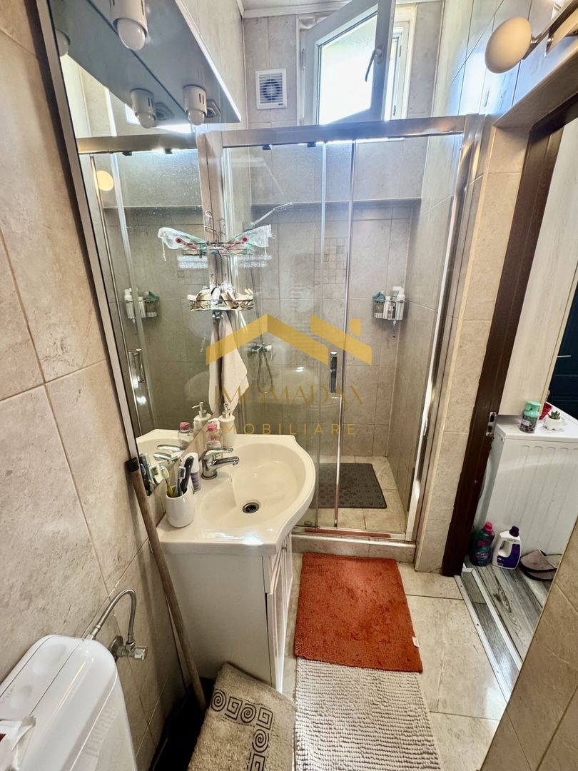 Lunei-Apartament 1 Camera-Centrala Proprie - Poză 12